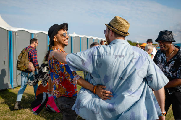 Best Portable toilet rental cost  in Uniontown, OH