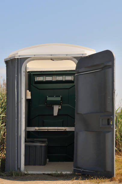 Best Sanitation services for porta potties  in Uniontown, OH