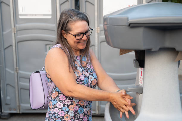 Best Porta potty rental near me  in Uniontown, OH